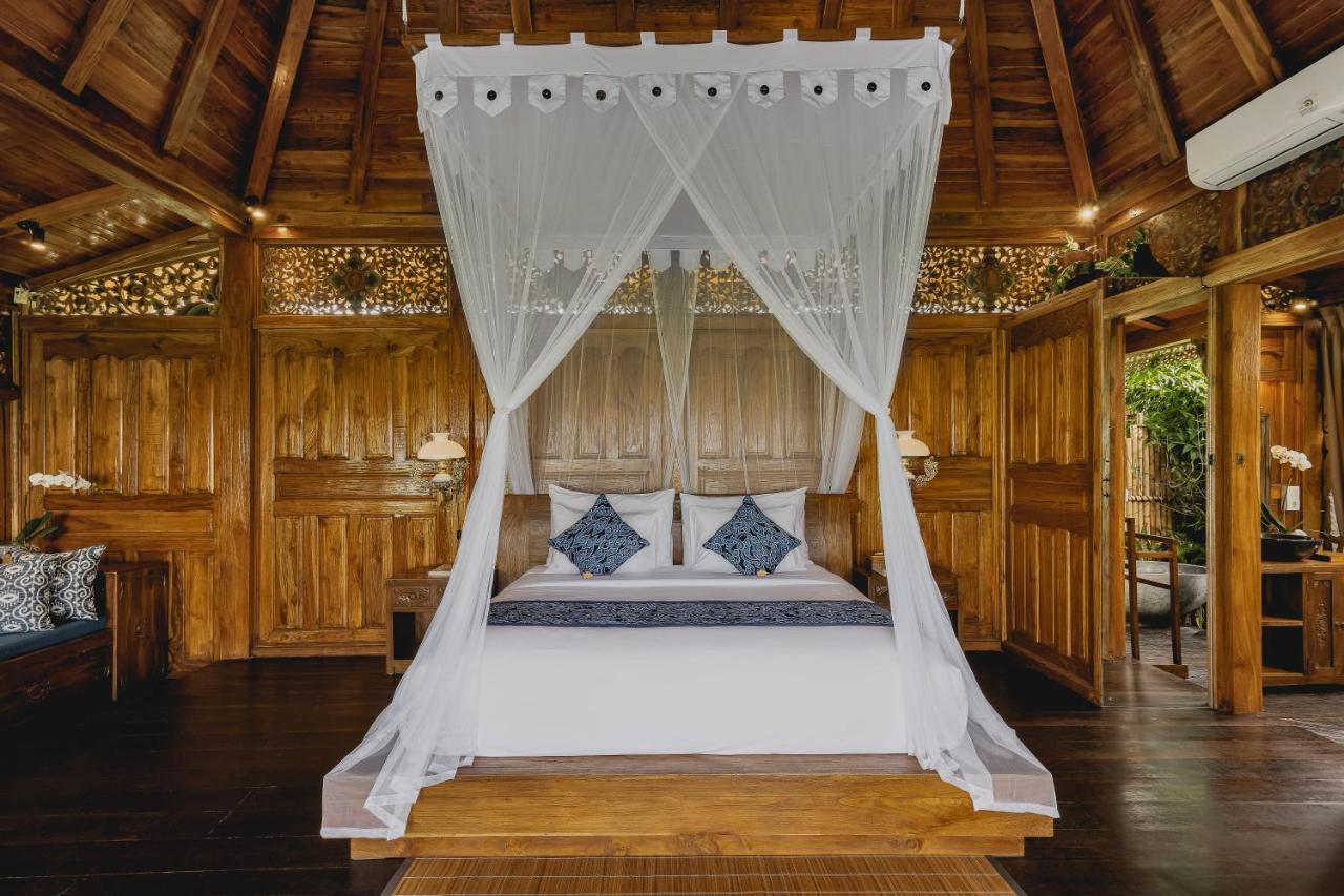 Airsania Ubud Antique Villas エクステリア 写真