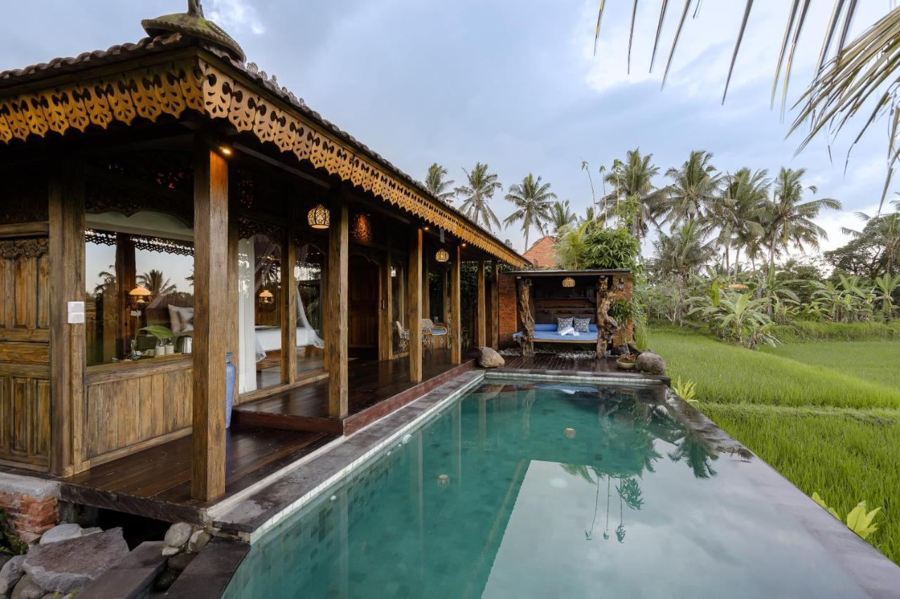 Airsania Ubud Antique Villas エクステリア 写真
