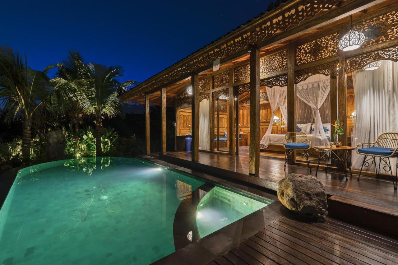 Airsania Ubud Antique Villas エクステリア 写真