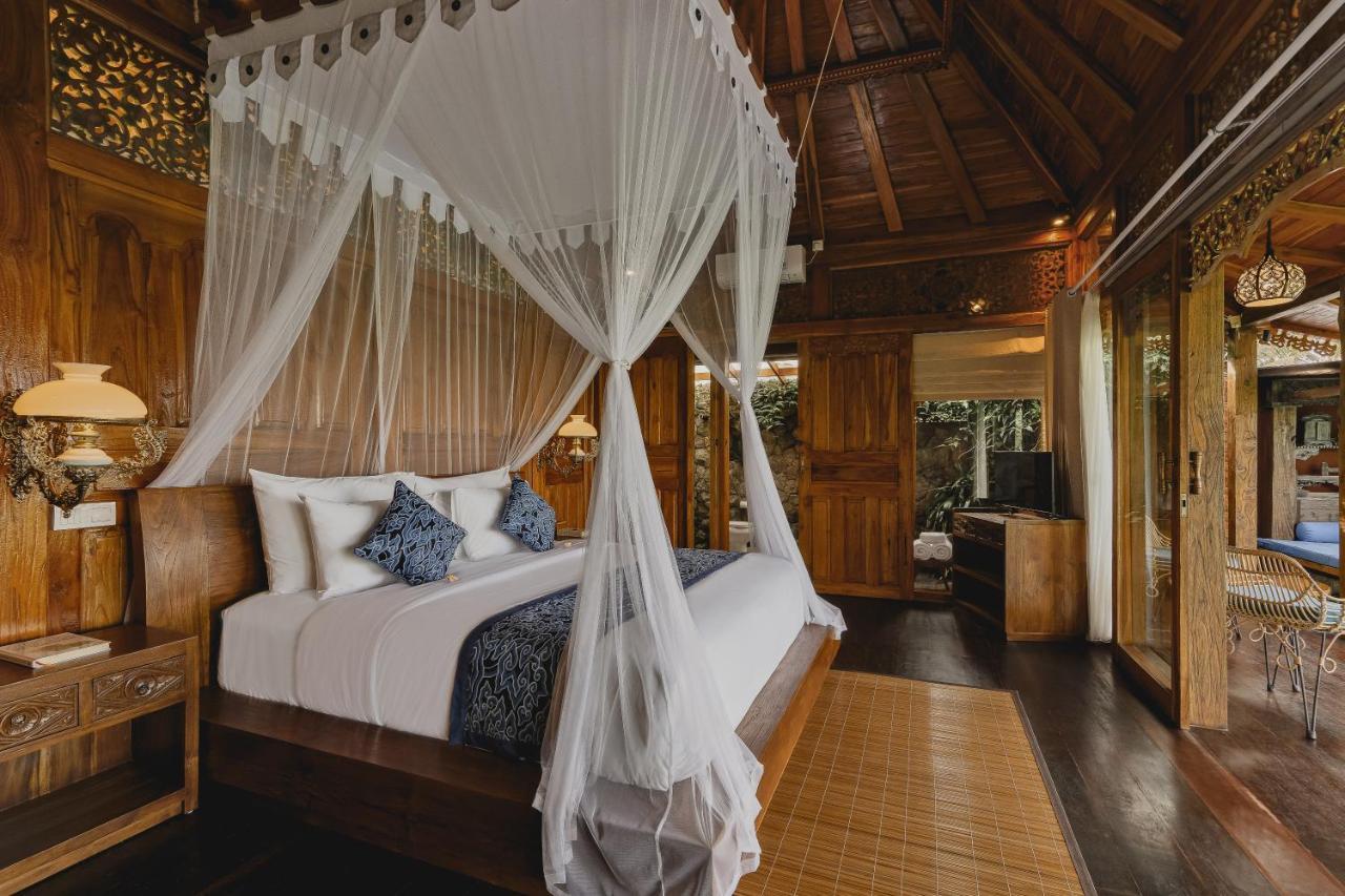 Airsania Ubud Antique Villas エクステリア 写真