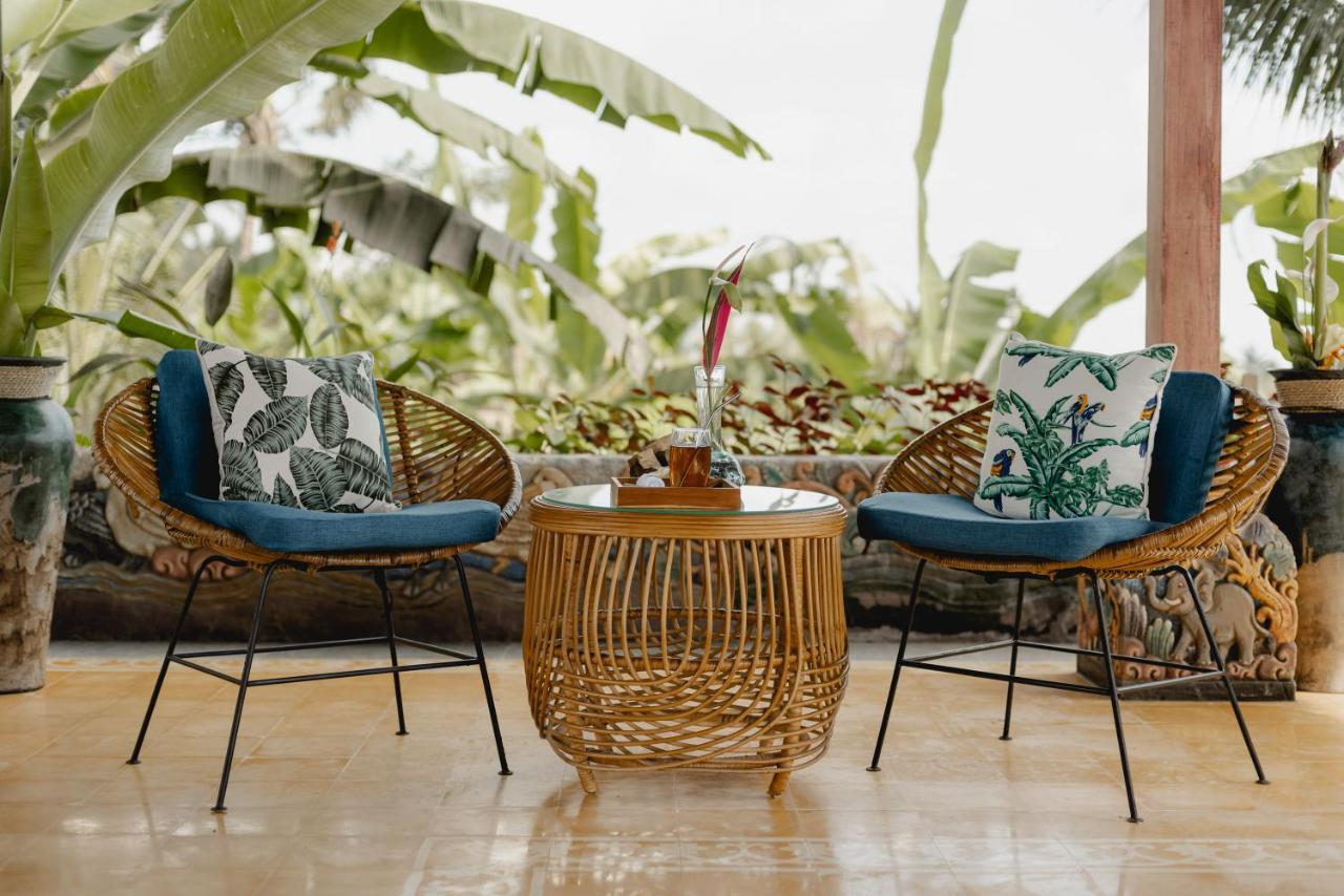 Airsania Ubud Antique Villas エクステリア 写真